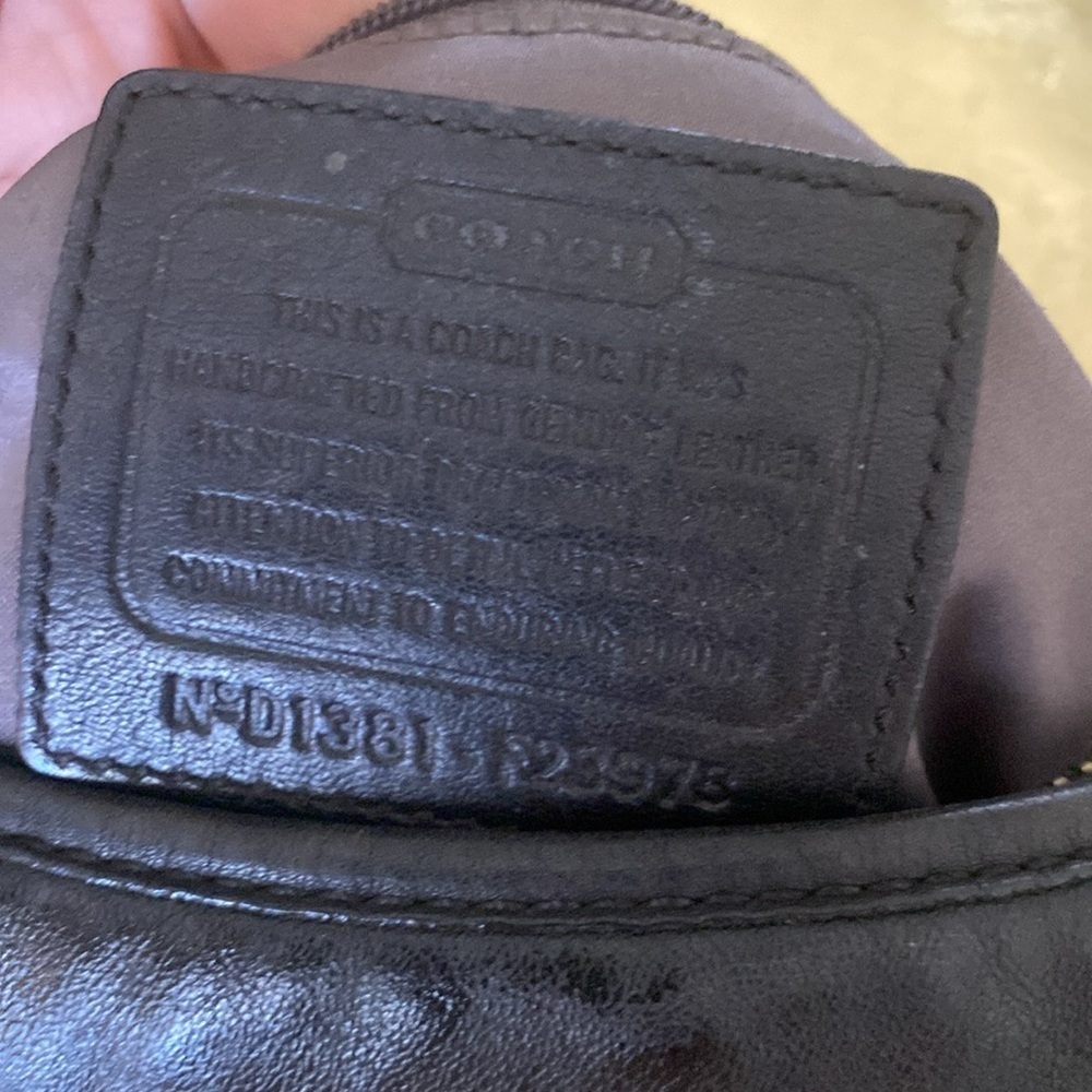 Coach leather shoulder bag 7.5x11” - Picture 4 of 5